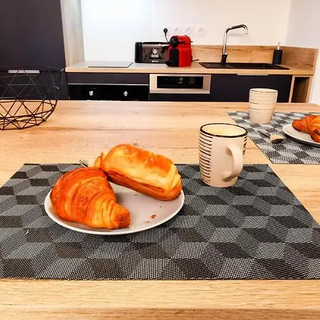 A 2 Pas Du Wifi Garage Apartamento